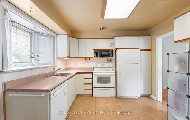 Additional image 15 of 40 Bankfield Dr