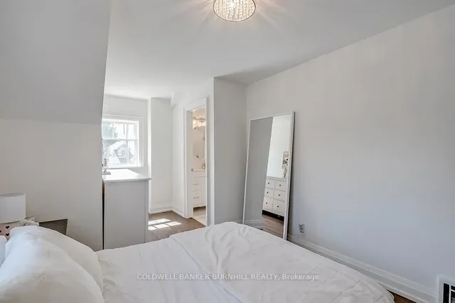 Additional image 32 of 1153 BELLVIEW St