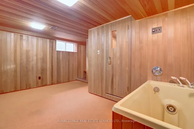 Additional image 26 of 39 Pettit Dr