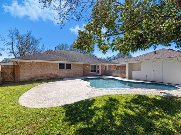 4310 Wigton Dr, Houston, TX 77096