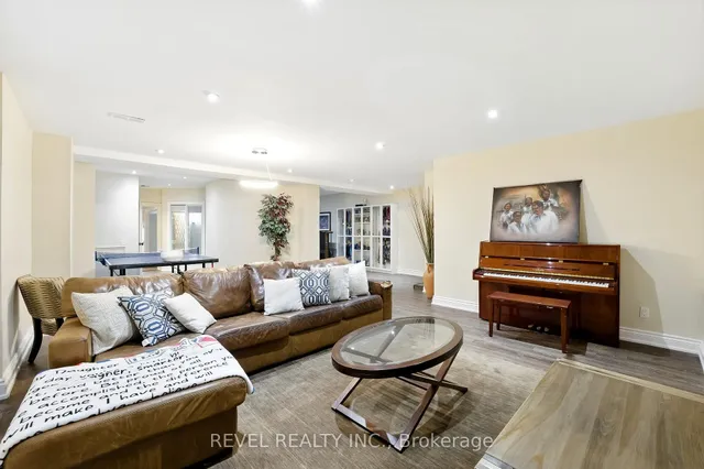 Additional image 42 of 208 Carmichael Ave