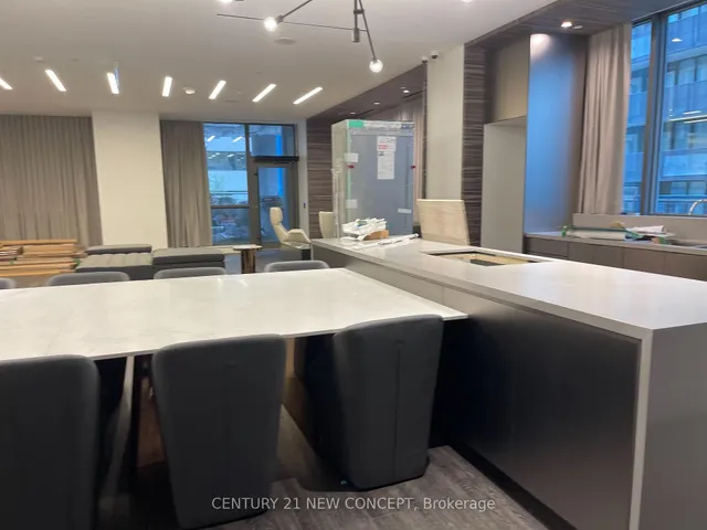 Additional image 27 of 39 roehampton Ave Unit 1204