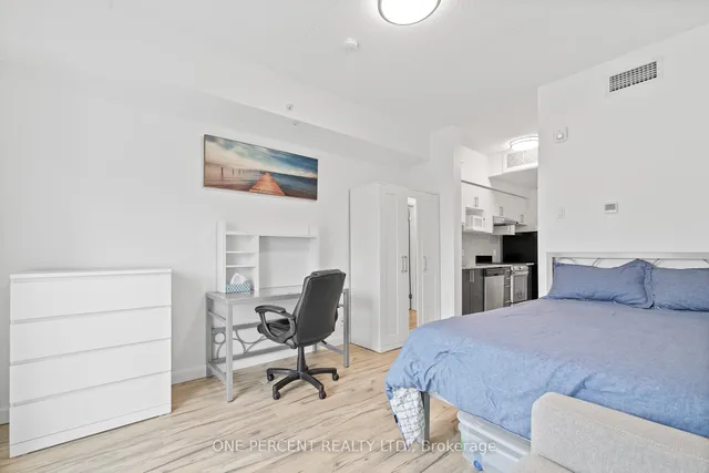 Additional image 18 of 77 Leland St Unit 408