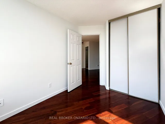 Additional image 17 of 20 Southport St Unit 608