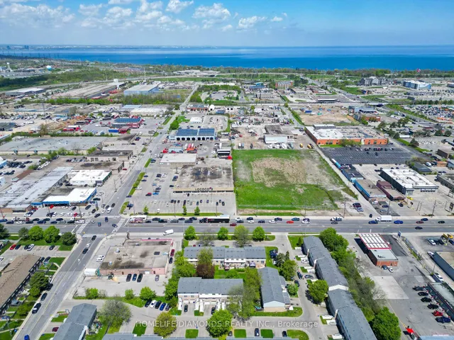 Additional image 37 of 262 KENORA Ave Unit 35