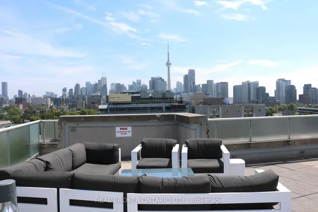 Additional image 24 of 1005 King St Unit 307