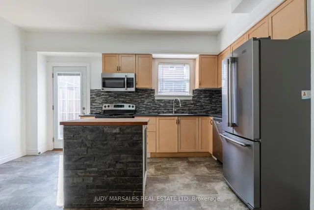 Additional image 10 of 14 Greig St