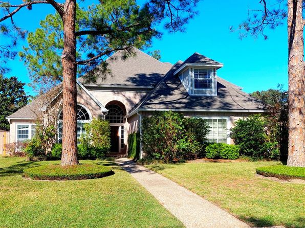 5523 Fragrant Cloud Ct, Houston, TX 77041