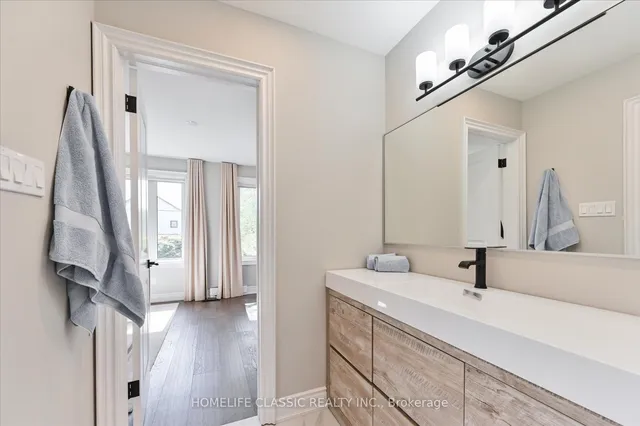 Additional image 22 of 61 Hove St