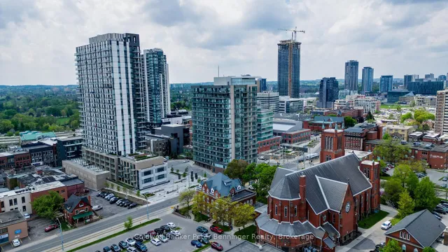 Additional image 47 of 85 Duke St Unit 703