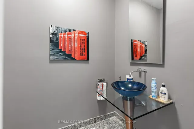 Additional image 20 of 382 Parkview Ave