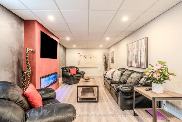 Additional image 35 of 1471 Paddington Crt