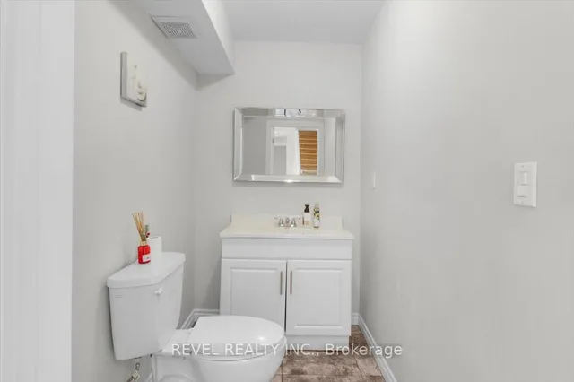 Additional image 7 of 233 Normanhurst Ave