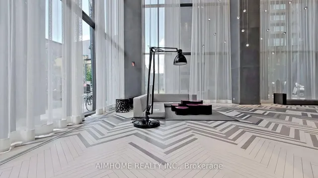 Additional image 3 of 1080 Bay St Unit 4704