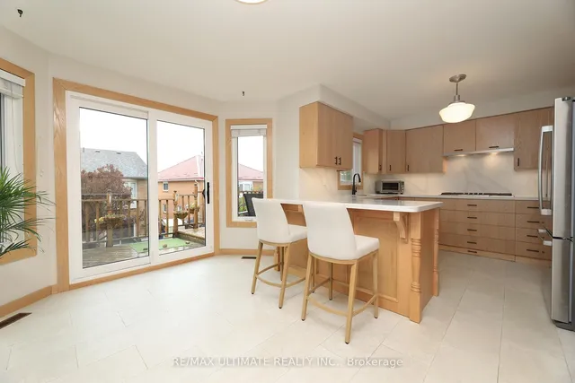 Additional image 8 of 1169 Ewing Cres