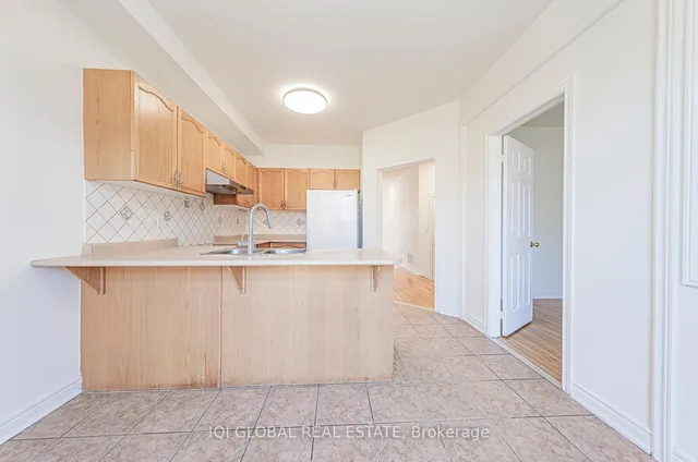 Additional image 18 of 4845 Yorkshire Ave