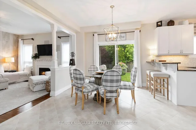 Additional image 11 of 2468 Whitehorn Dr