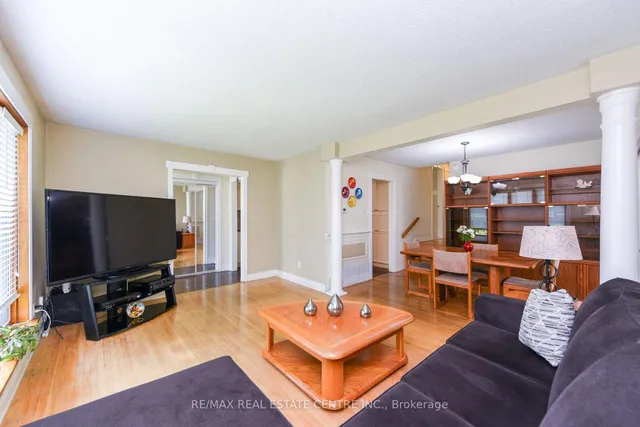 Additional image 21 of 135 Folkstone Cres