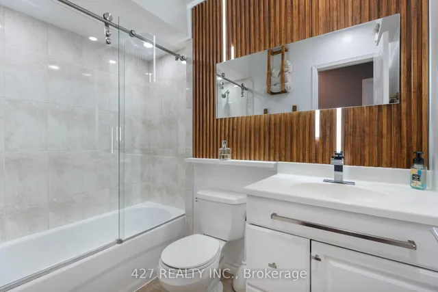 Additional image 29 of 4768 Owl Circ