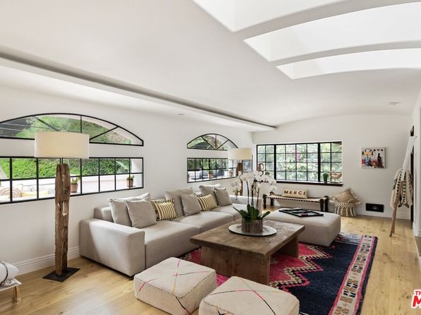 1508 N Beverly Glen Blvd, Los Angeles, CA 90077