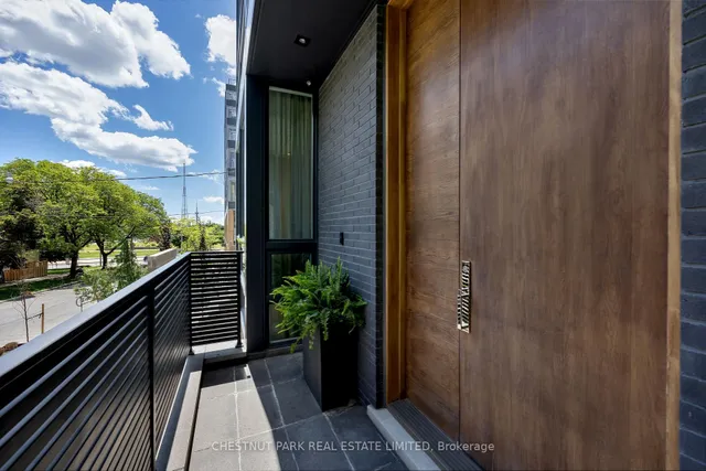 Additional image 2 of 10 Parkwood Ave