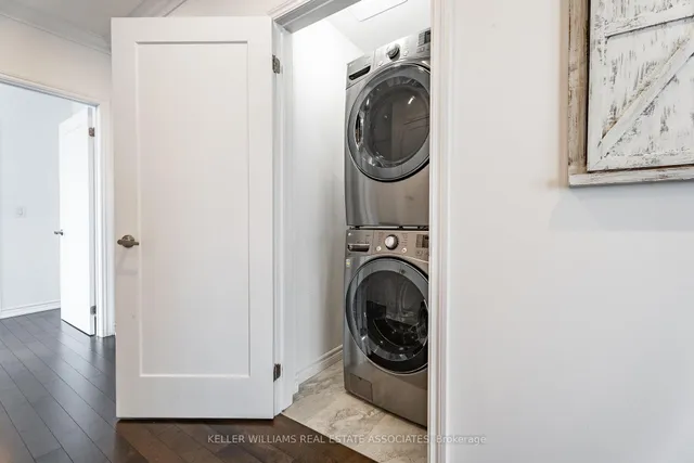 Additional image 23 of 81 Robinson St Unit PENTHOUSE 1106