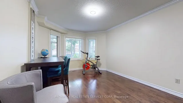 Additional image 36 of 409 Silverthorne Cres