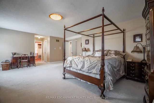 Additional image 14 of 89 Meadowlands Blvd