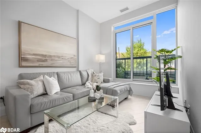 Additional image 16 of 2 Old Mill Dr Unit 103