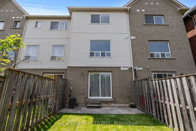 Additional image 32 of 124 Jenkinson Way Unit 24