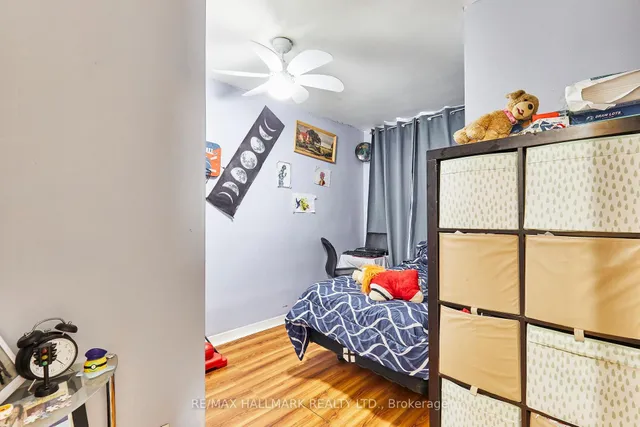 Additional image 19 of 121 Magnolia Ave