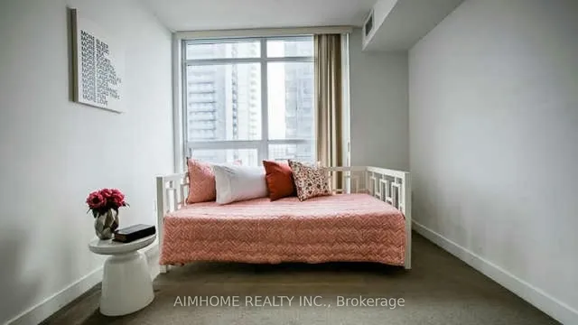 Additional image 11 of 19 Singer Crt Unit 921