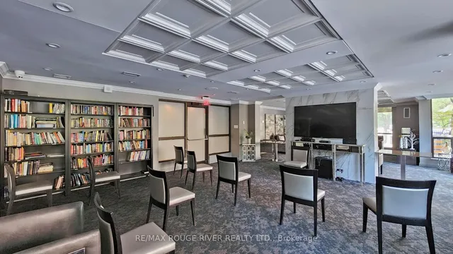 Additional image 7 of 33 Elmhurst Ave Unit 2407