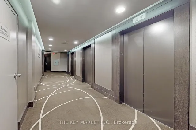 Additional image 7 of 1001 Bay St Unit 813