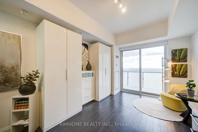 Additional image 21 of 1080 Bay St Unit 4704