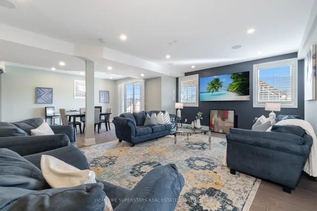 Additional image 39 of 28 Adrian Cres