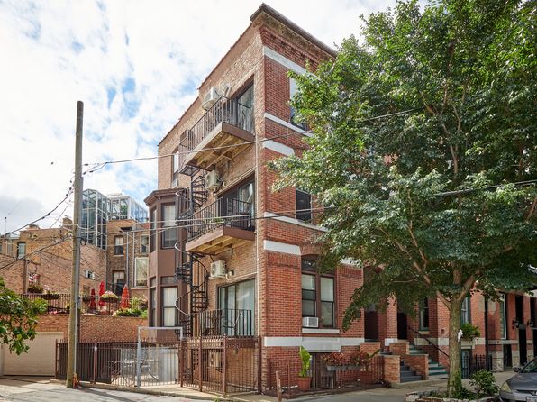 213 W Wisconsin St, Chicago, IL 60614