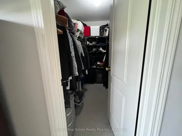 Additional image 25 of 719 Hutchinson Ave