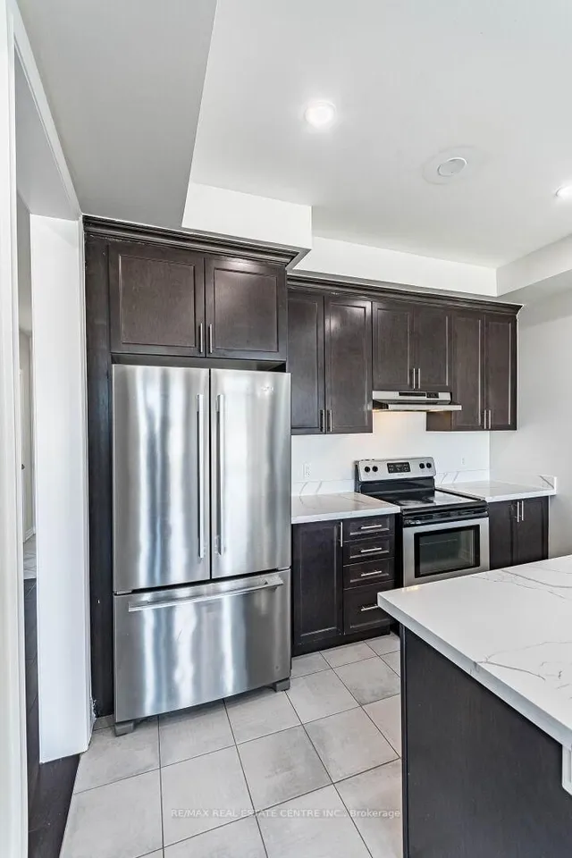 Additional image 14 of 31 Bayonne Dr