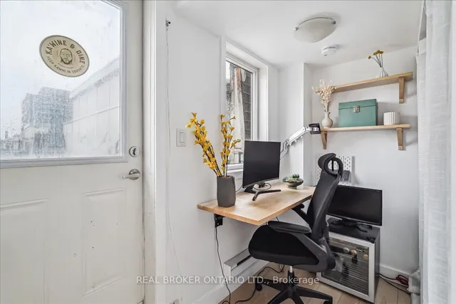Additional image 16 of 22 Laidlaw St Unit 1233C