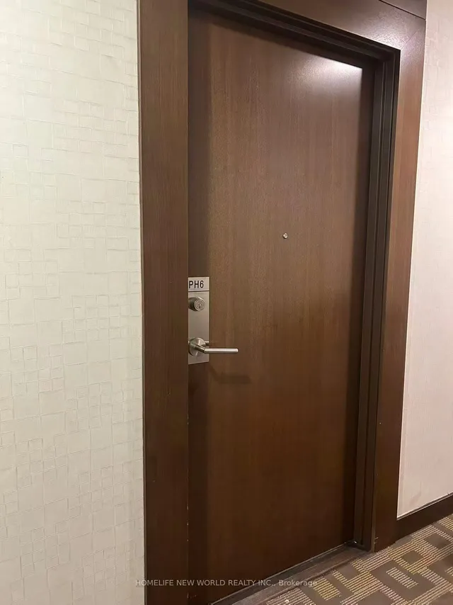 151 Village Green Sq Unit Ph06