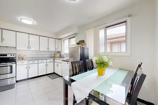 Additional image 11 of 14 Goldcrest Blvd