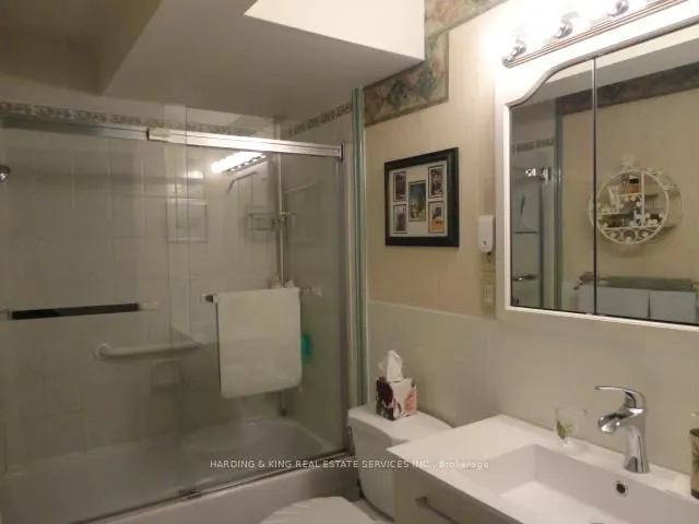 Additional image 16 of 37 Connaught Ave