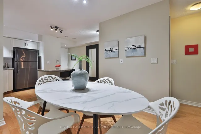 Additional image 13 of 250 Wellington St Unit 642