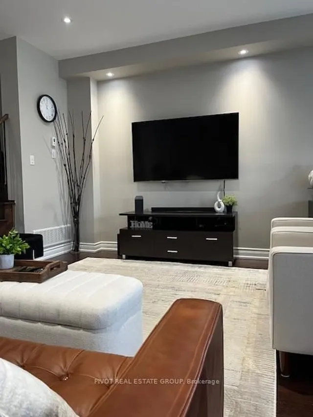 Additional image 9 of 1292 Clarriage Crt