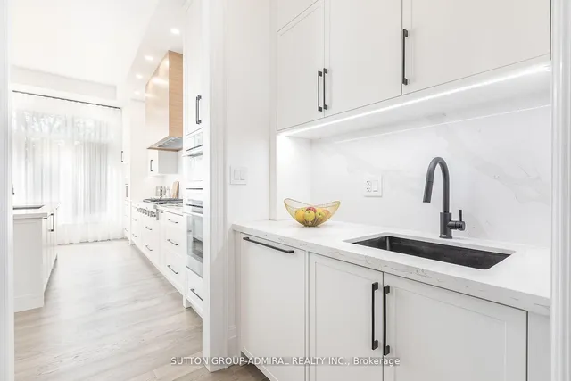 Additional image 12 of 125 Regina Ave