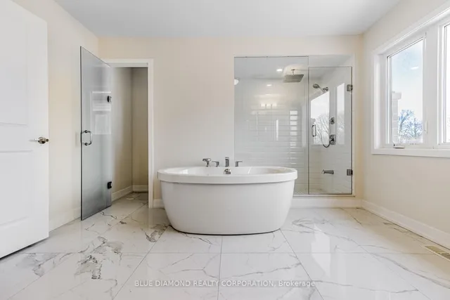 Additional image 20 of 1467 WELLWOOD TERRACE