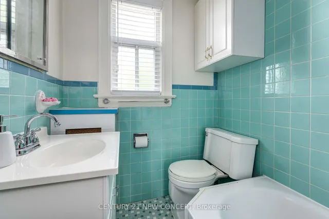 Additional image 29 of 52 Frankdale Ave