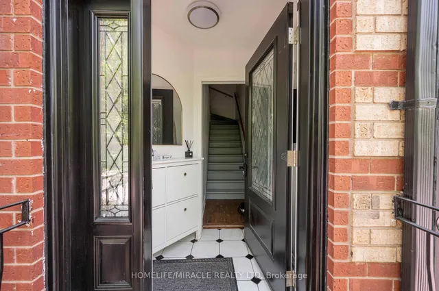 Additional image 29 of 1 Givins St