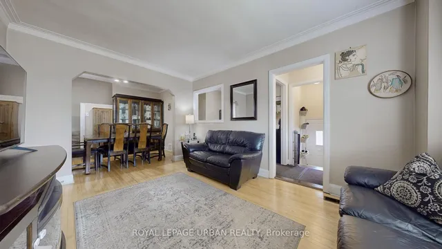 Additional image 8 of 61 Binswood Ave